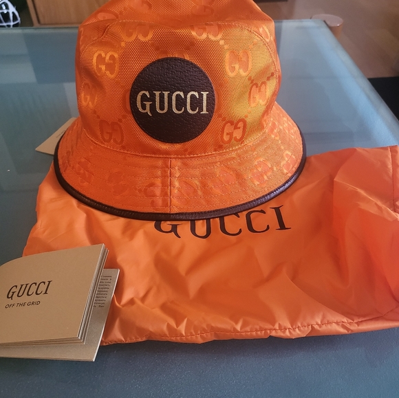 Authentic Gucci logo-applique'd leather trim Econyl bucket hat - Picture 3 of 5